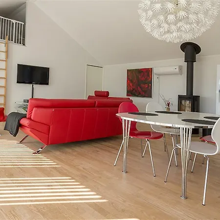 Three-bedroom Holiday In
