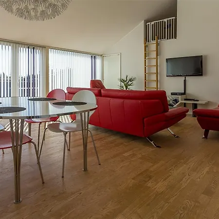 Three-bedroom Holiday In *